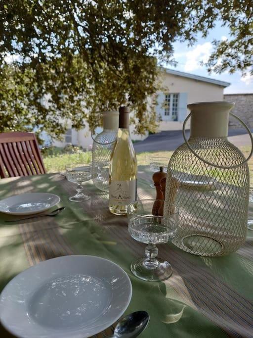 Entre Pierre Et Vigne - Charming Former Winery Farmhouse With Hot Tub & Swimming Pool Monestier  Eksteriør billede
